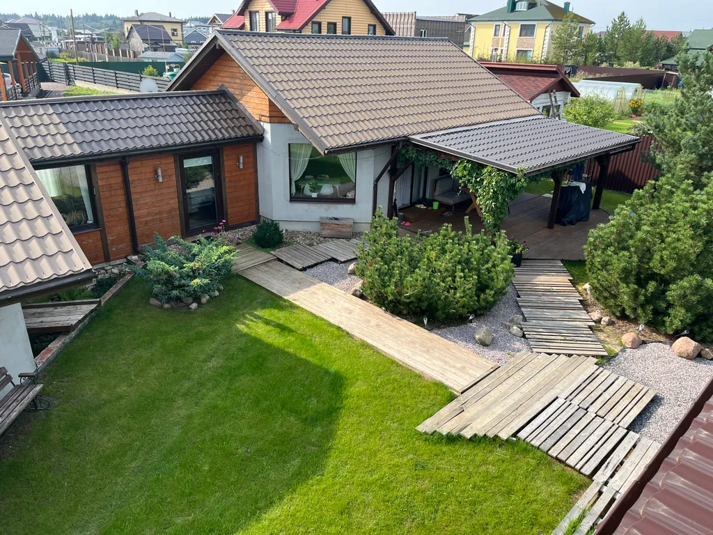 Коттедж Семейный дом с баней Шале SPA — Ропша