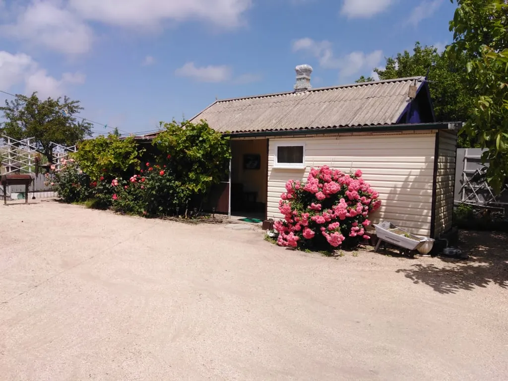 Коттедж Домик у моря — аренда посуточно в Должанская