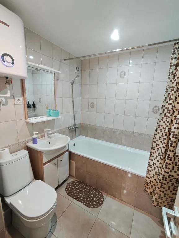 Новая квартира для 4 человек c дизайнерским ремонтом