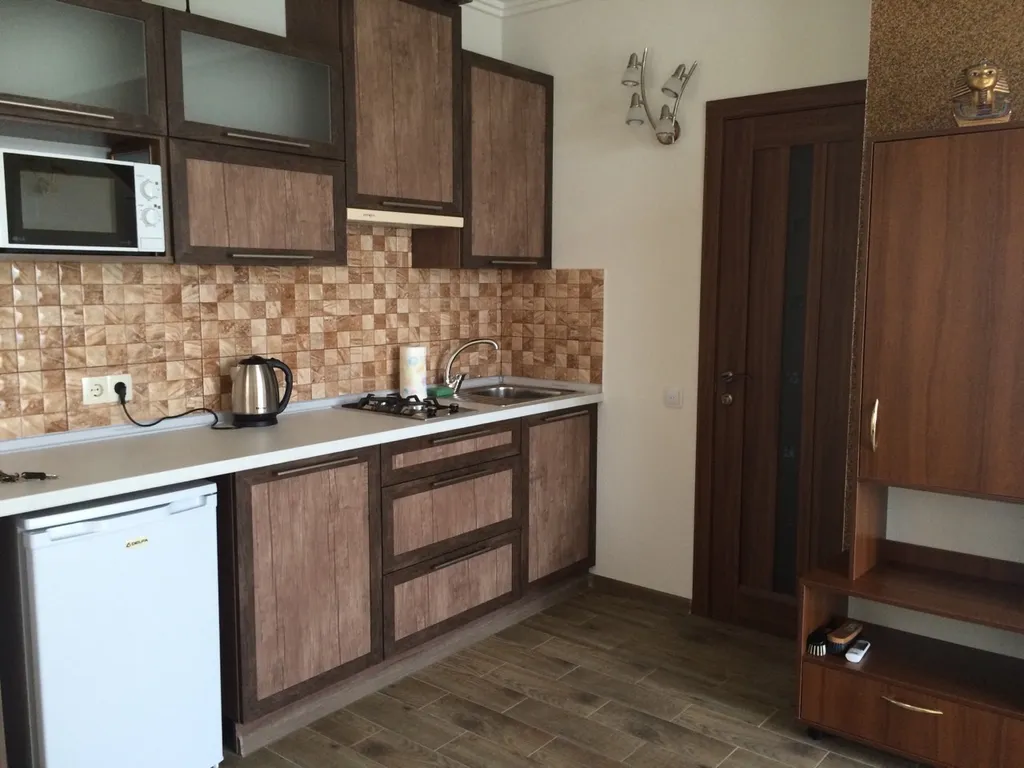 Квартира с евроремонтом и шикарным видом на море, горы, город