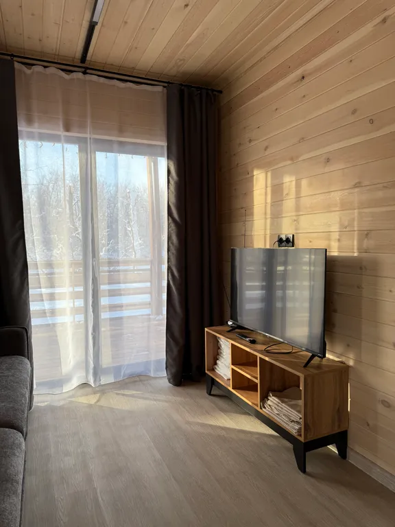 Панорамный дом с видом на реку