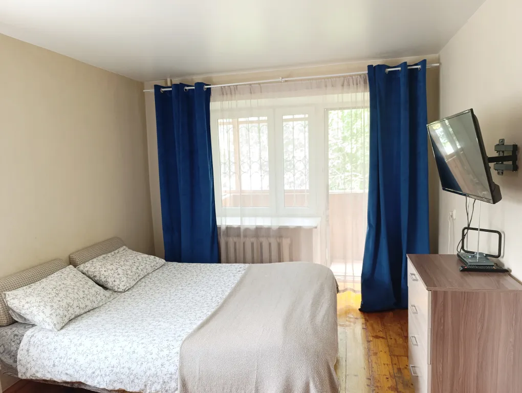 Квартира у кинотеатра Кристалл в центре