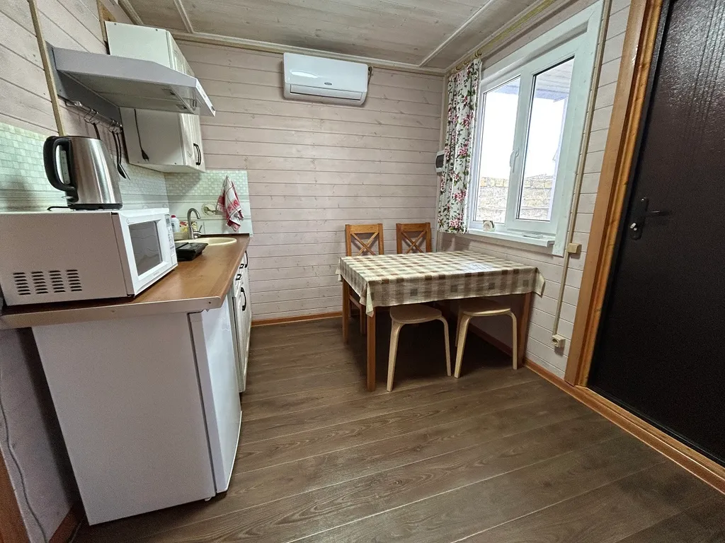 Уютный сиреневый домик с двумя спальнями