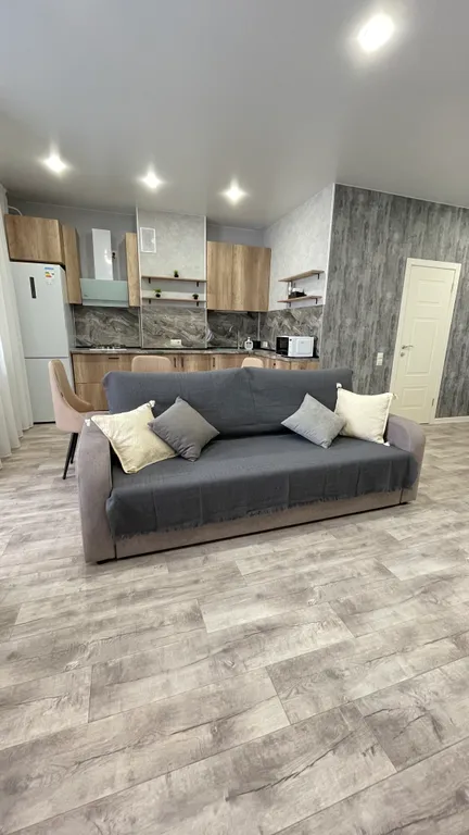 Квартира Студия в новой части города — аренда посуточно в Волжский