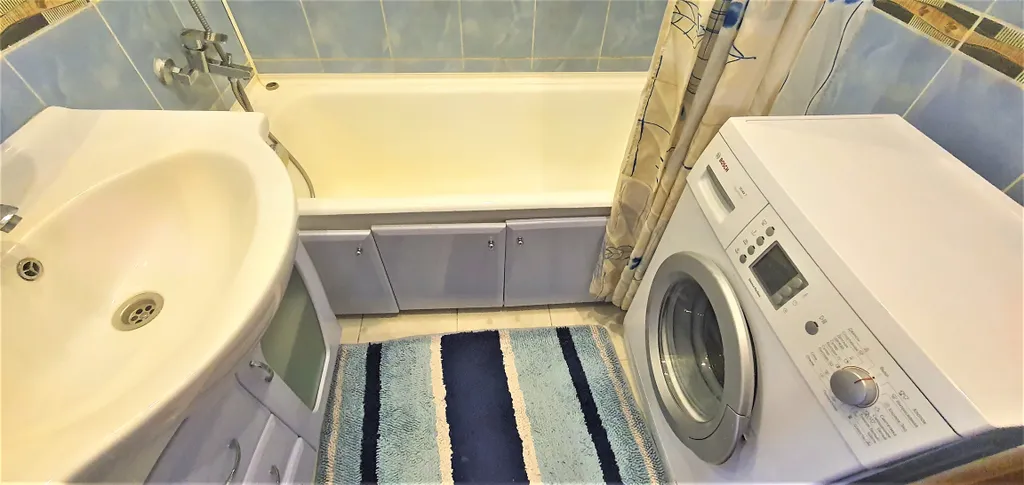 Двухкомнатная квартира с ремонтом