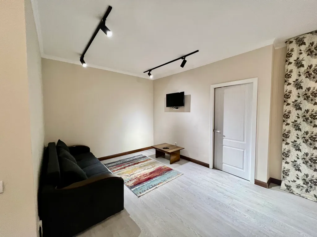 Двухкомнатная квартира в районе аэропорта — аренда посуточно в Алматы