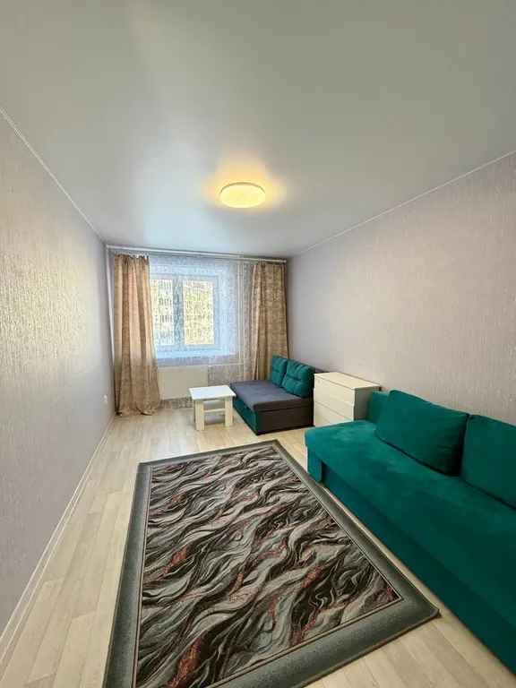 В центре ишима! Просторная 3-комн. Для командировок и семьи