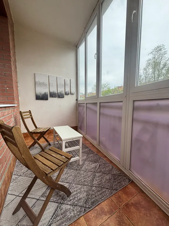 Огромная квартира на набережной