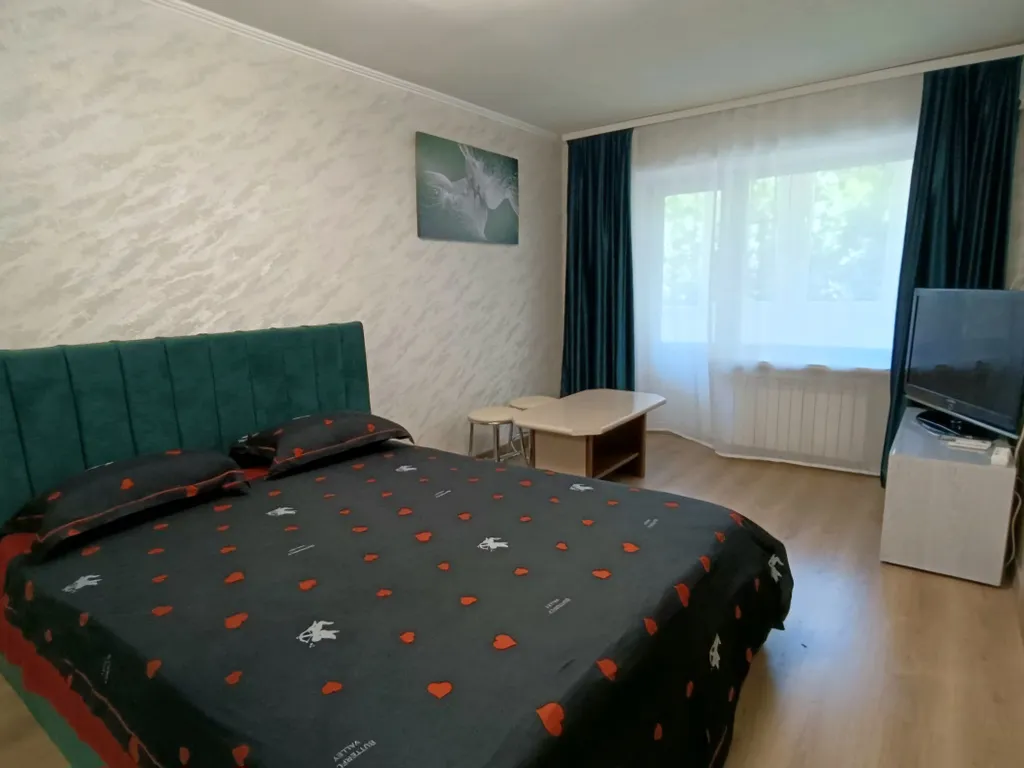 Квартира Круглосуточно Вода, новая кровать, уютная — аренда посуточно в Донецк