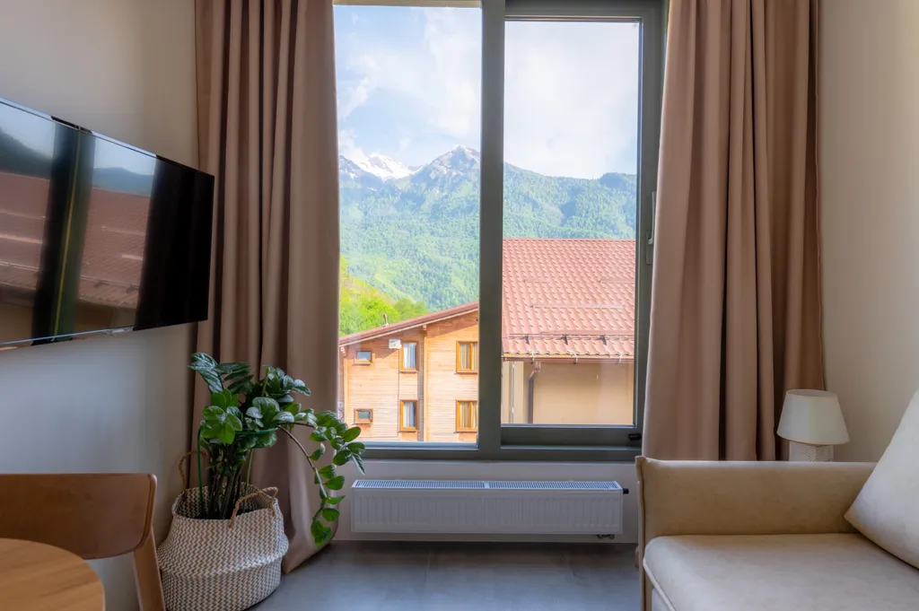 1-комнатные апартаменты с видом на горы и бассейном