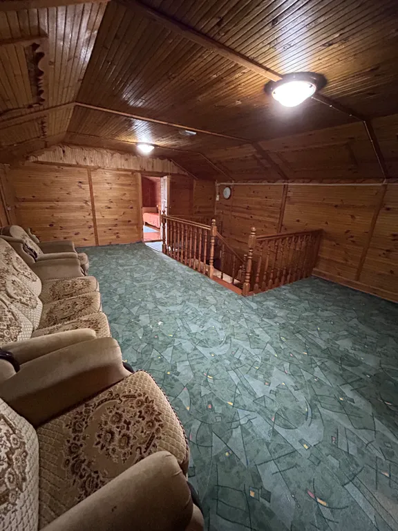 Большой уютный дом