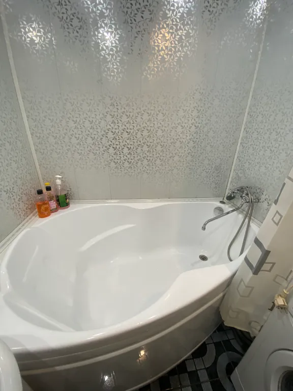 Oubki шестиместные напротив семейного магнита