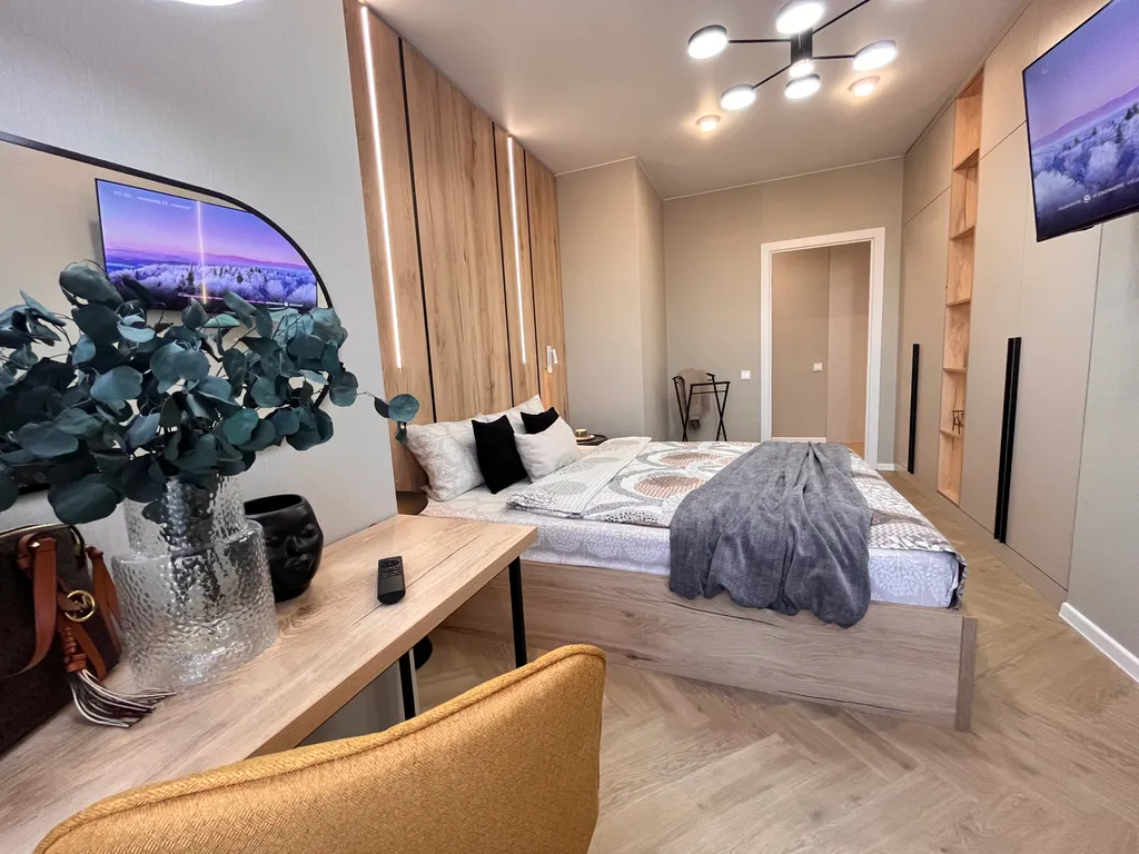 Новая двухкомнатная квартира с дизайнерским ремонтом в центре