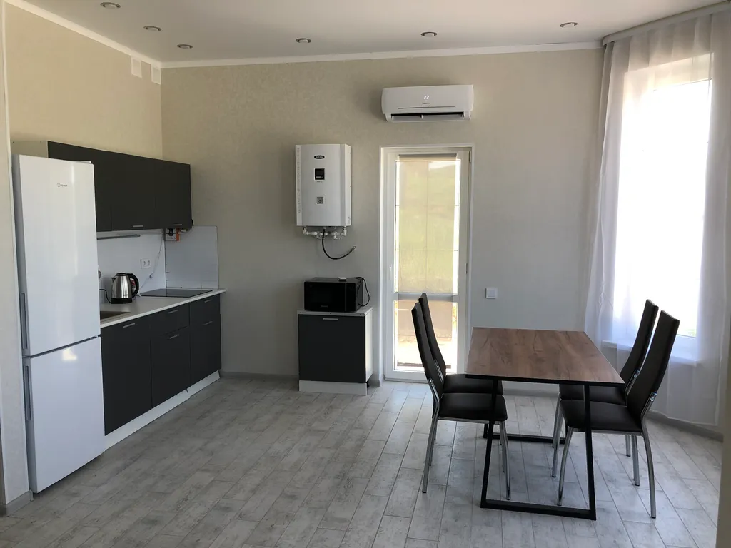 Коттедж в Сукко (пляж разрешен для купания)