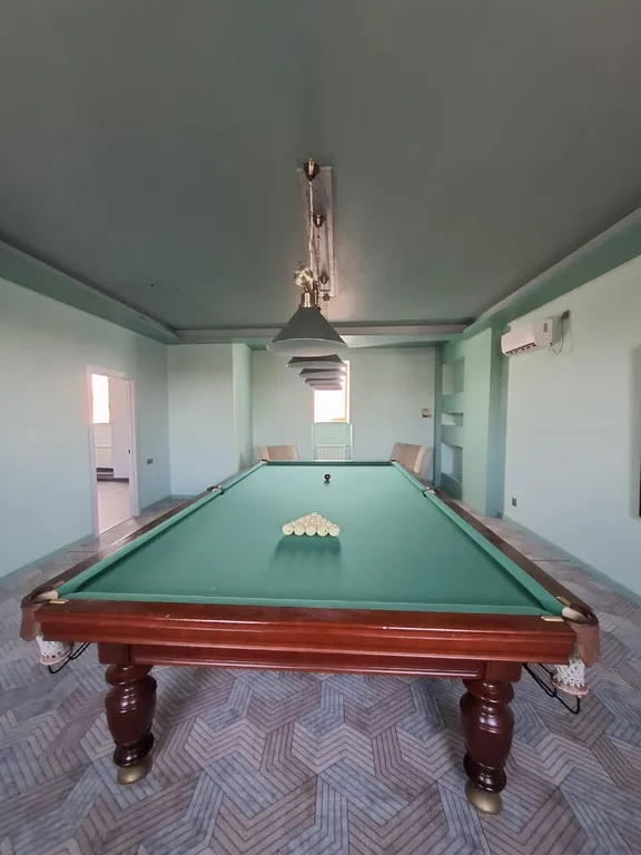 Коттедж под мероприятия с бассейном и баней