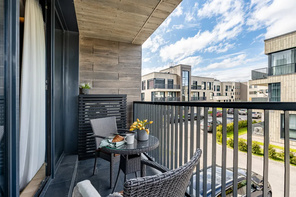 Охта Сьют 11 премиум класса с большим балконом