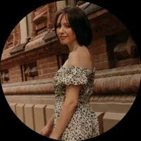 Елена Кожарова