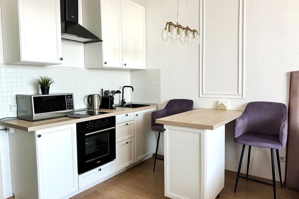 Солнечная студия с панорамным видом