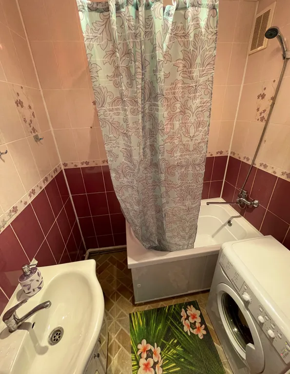 Большая и уютная квартира с видом на море