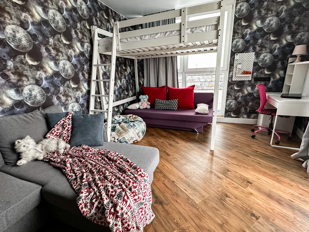 Geometry - просторная квартира с панорамным видом на реку в центре