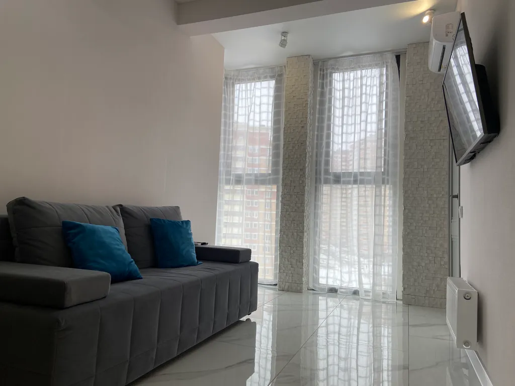 Новая квартира с панорамными окнами в Центральном районе (Глобус, СВУ) — аренда посуточно в Тула