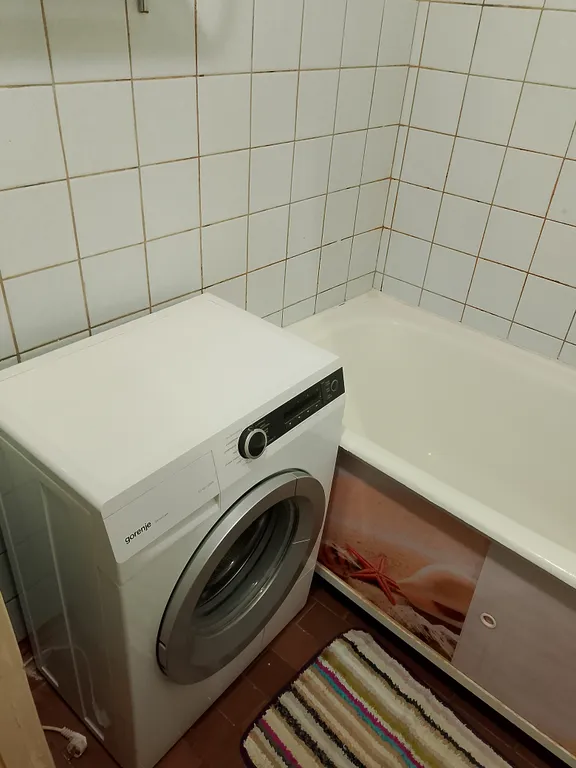 Удобная квартира в Центре, кухня 11 метров и большая открытая лоджия.