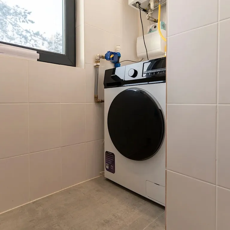 Коттедж Барнхаус на озере с видом на лес — Мичуринское