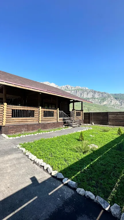 Дача из сруба в Барзикау рядом с Верхним Фиагдоном с бассейном