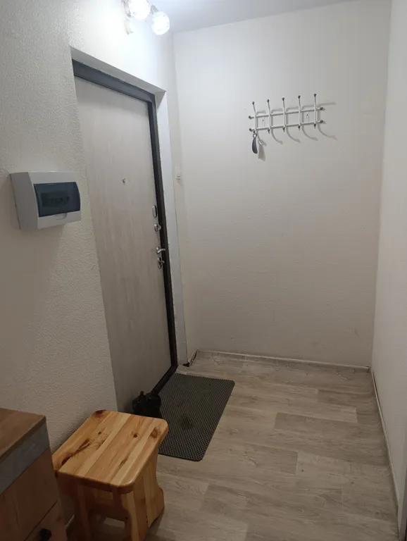 Уютная квартира, в новом доме с видом на пруд и горы