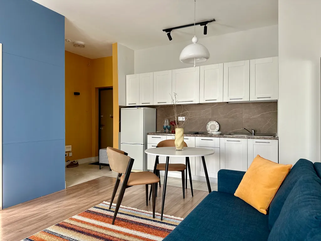 Квартира Яркая евродвушка Skyline напротив Мега центра — Алматы