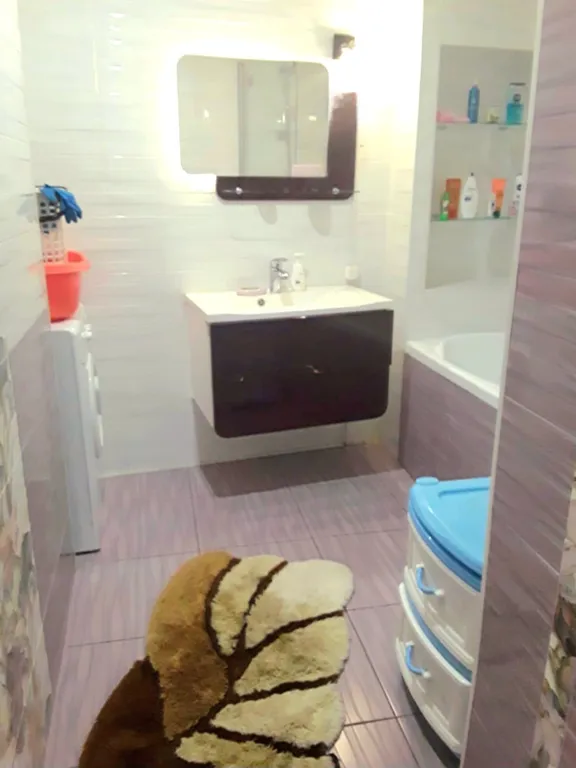 Большая двухкомнатная квартира в центре Адлера