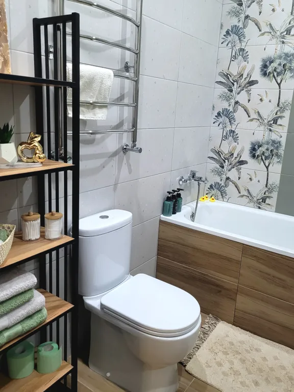 Дом с терассой на опушке леса