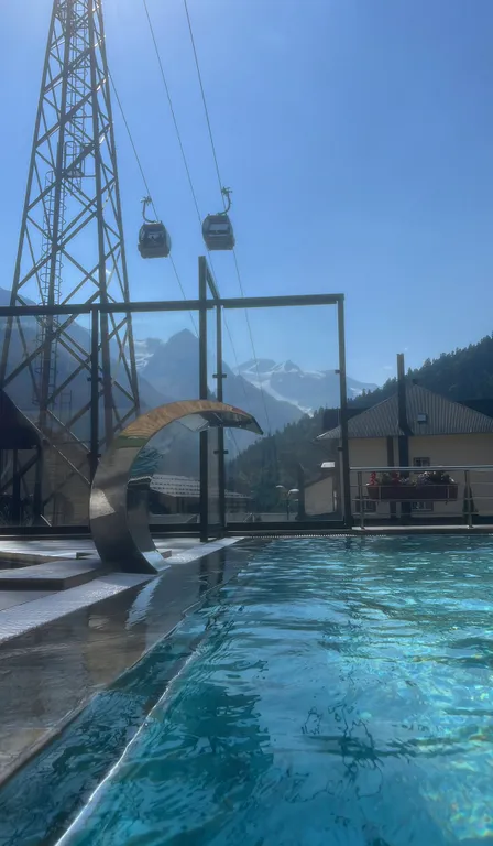 Апартамент с видом на горы в центре