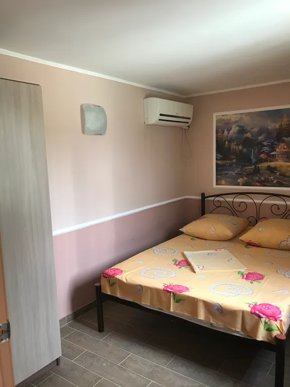 2-комнатная Квартира — аренда посуточно в Феодосия