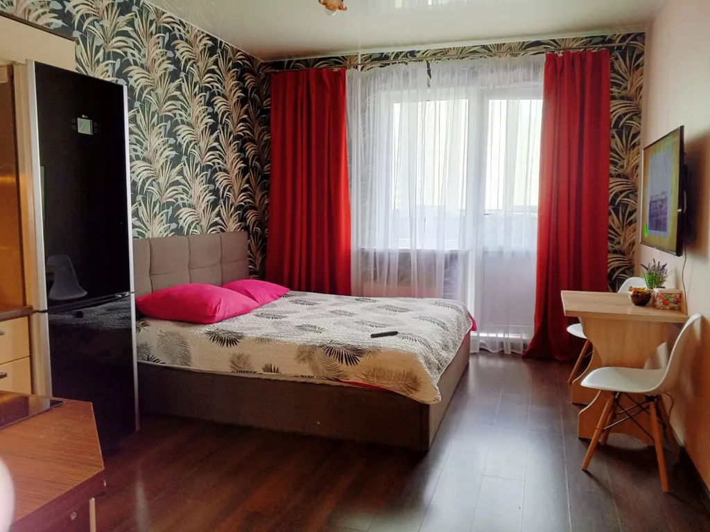 Квартира Уютная студия район ЖД — аренда посуточно в Сургут