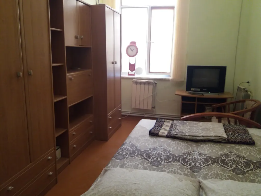 Квартира 2-комнатная Квартира — Евпатория