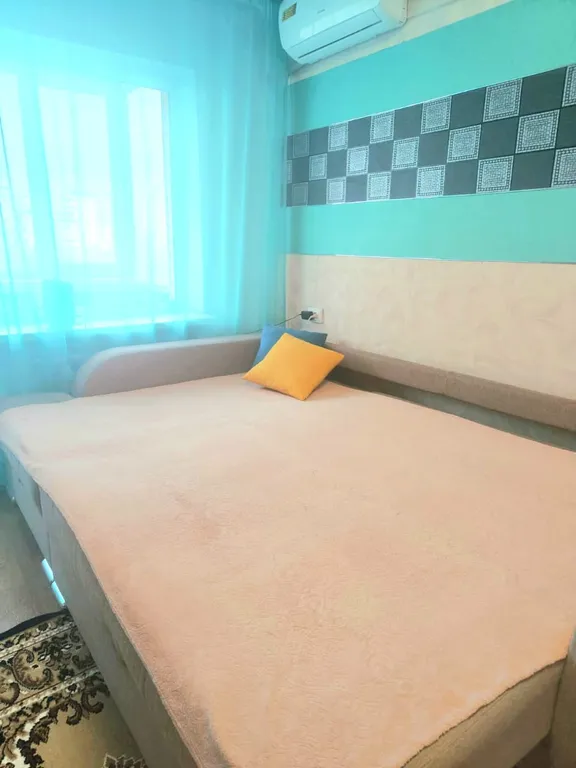 Двухкомнатная квартира в октябрьском районе