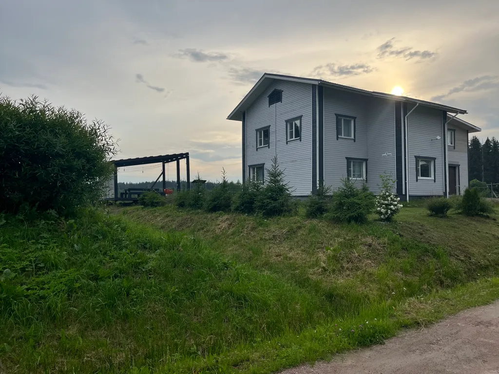 Коттедж Тихий домик — аренда посуточно в Хелюля