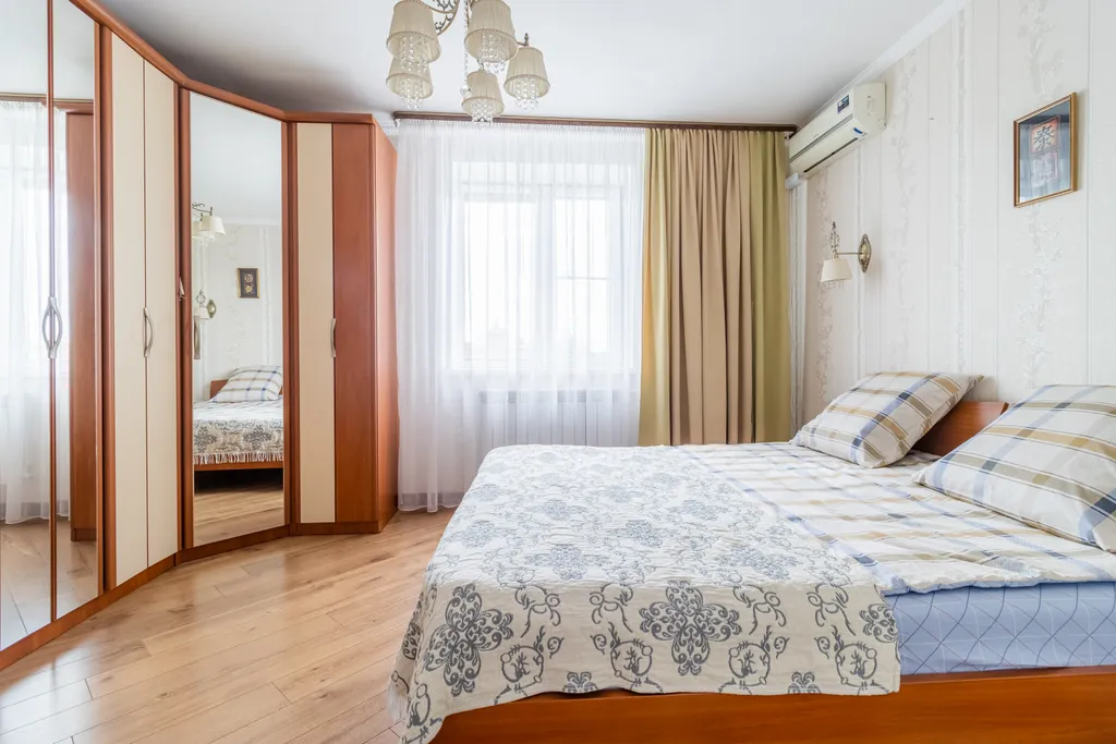 Дом у озера Solar love