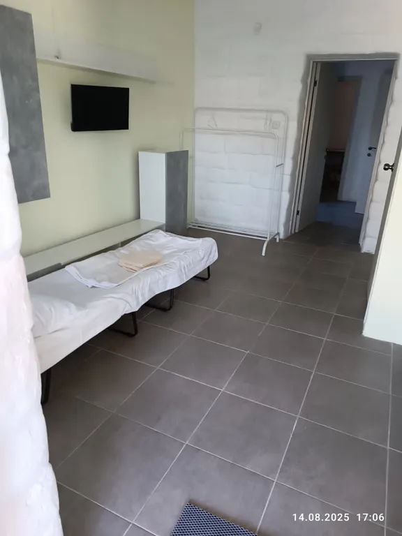 Комната с кухней в уютном гостевом доме у моря