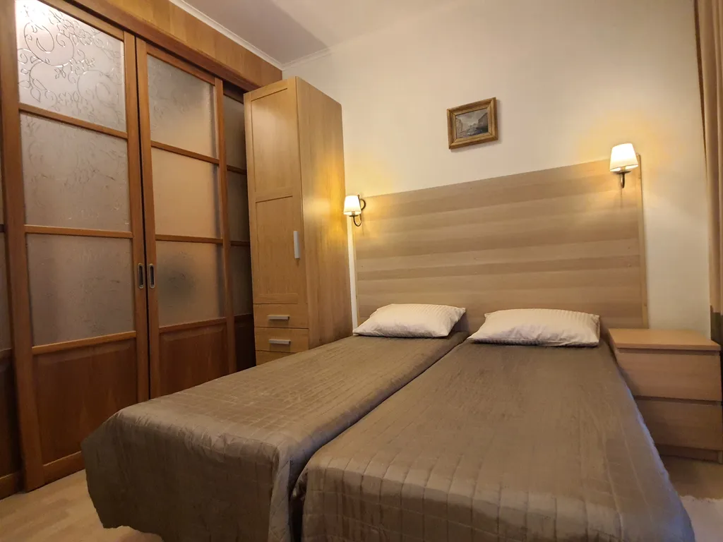 Квартира в 7 минутах от Невского: 3 спальни и парковка