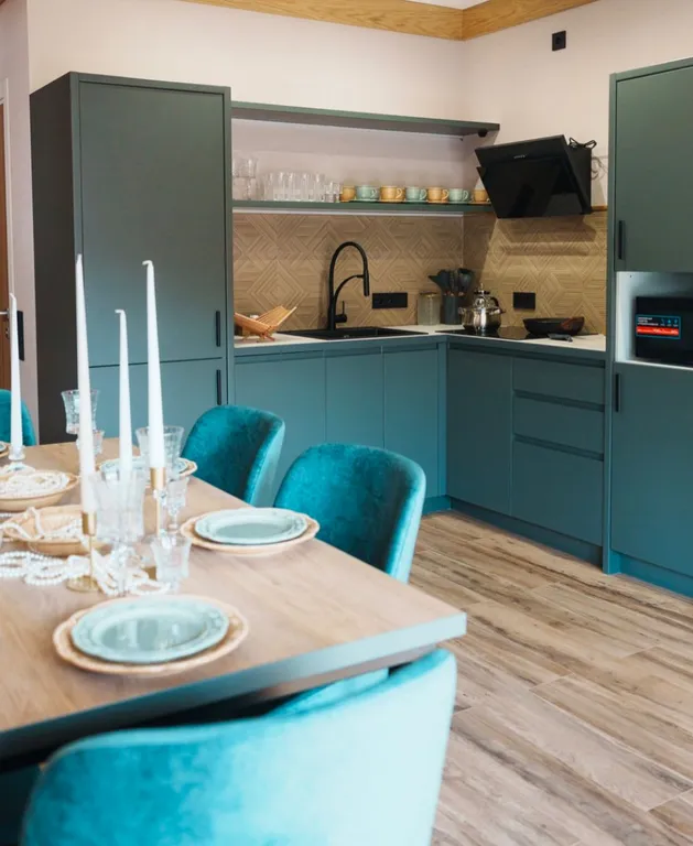 ШАЛЕ №2 (2-ЭТАЖА) 100м² до 7 мест