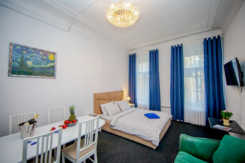 Happy Time 6BR Apartment