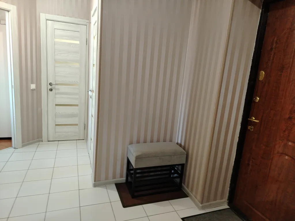 Квартира 2-комнатная квартира в центре около Хурула — Элиста