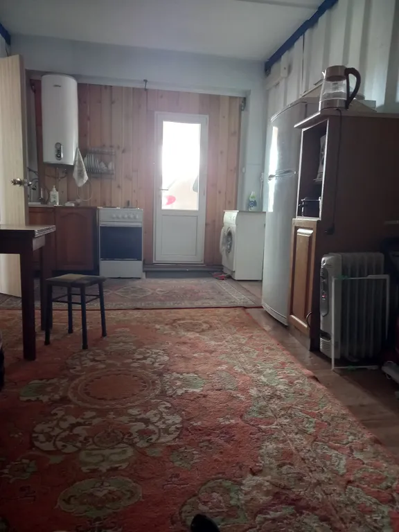 Уютная комната с видом на море