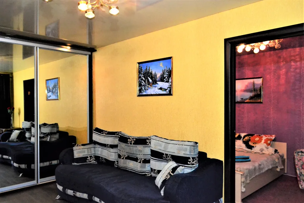 Комфортабельная двухкомнатная квартира у ресторана Аджика