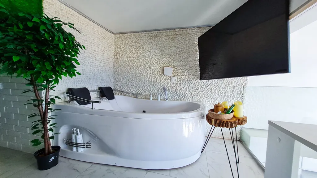 Квартира Квартира Двухуровневый лофт с сауной и джакузи — Москва