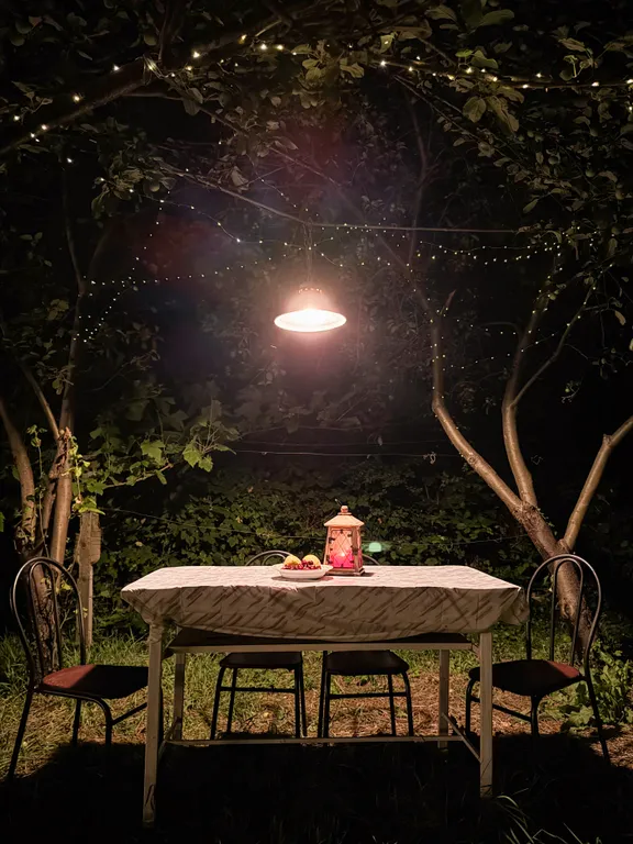 Уютный домик в саду