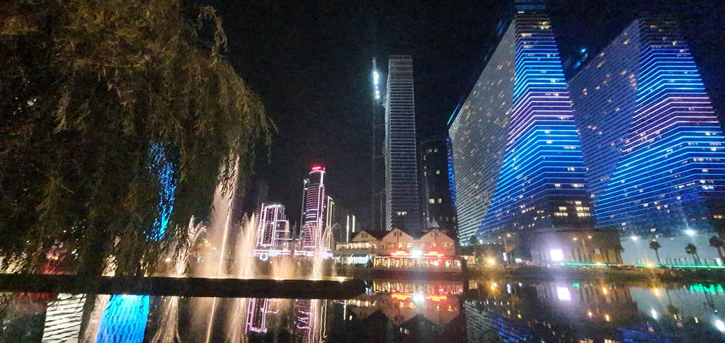 Квартира Апартаменты студия в центре города в Orbi city с видом на море и горы — Батуми