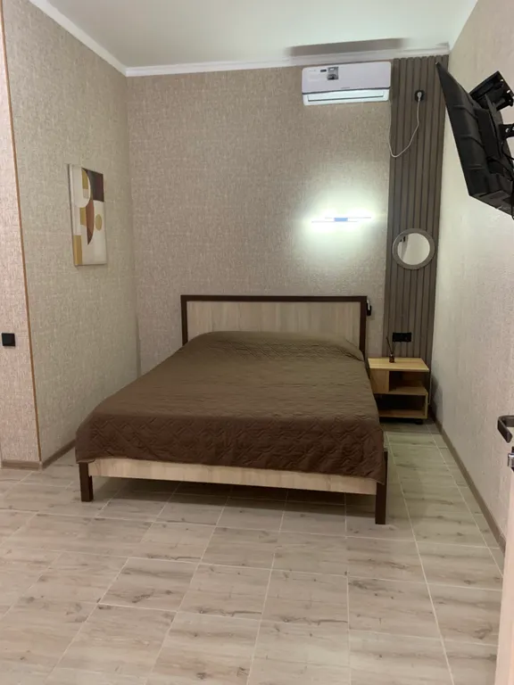 Комфортабельный дом с бассейном с видом на горы